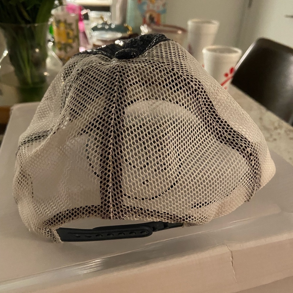 Baseball hat - Picture 3 of 4